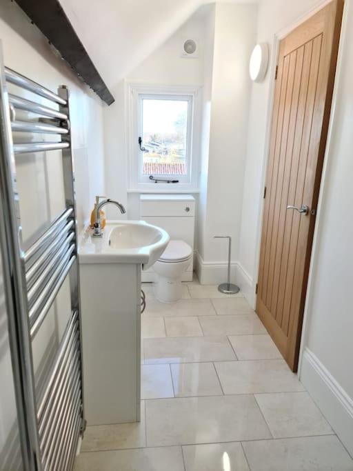 Stylish Georgian Apartment In An Ideal Location North Walsham Exterior photo